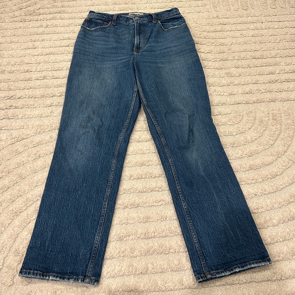 Abercrombie curve love 90’s straight dark wash jeans